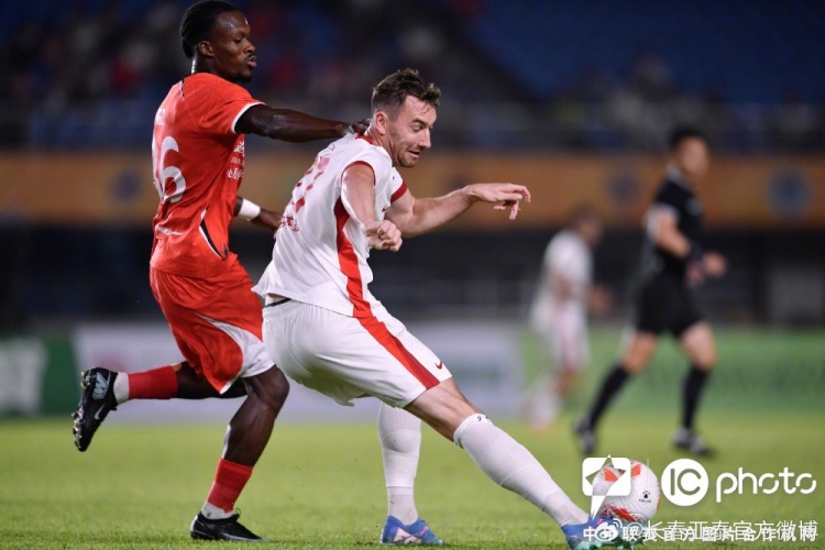 【战报·第27轮】谭龙梅开二度 长春亚泰客场2比2战平广西恒宸 【战报·第27轮】谭龙梅开二度 长春亚泰客场2比2战平广西恒宸