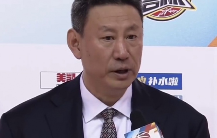 李楠:桑普森训练意外受伤阵容不平衡 很少在CBA碰到吉林这种打法 李楠:桑普森训练意外受伤阵容不平衡 很少在CBA碰到吉林这种打法